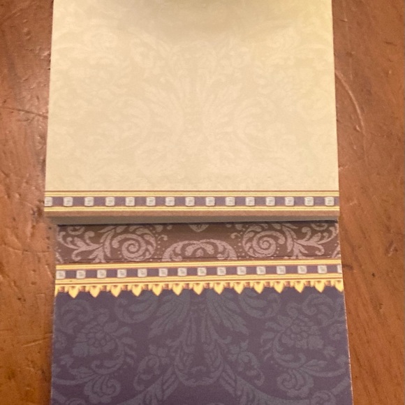 Note pad with R initial stone, medieval pattern gold black - Picture 3 of 8